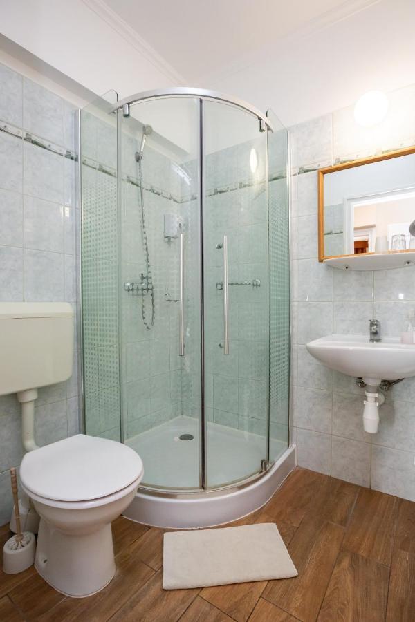 Hajdúszoboszló Hotel Pavai מראה חיצוני תמונה