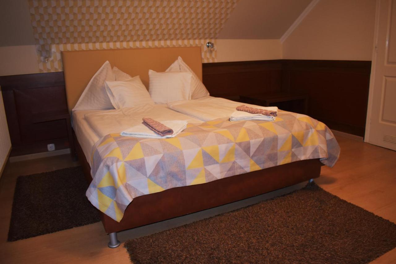 Hajdúszoboszló Hotel Pavai מראה חיצוני תמונה