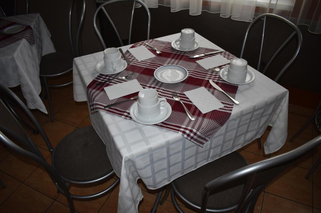 Hajdúszoboszló Hotel Pavai מראה חיצוני תמונה